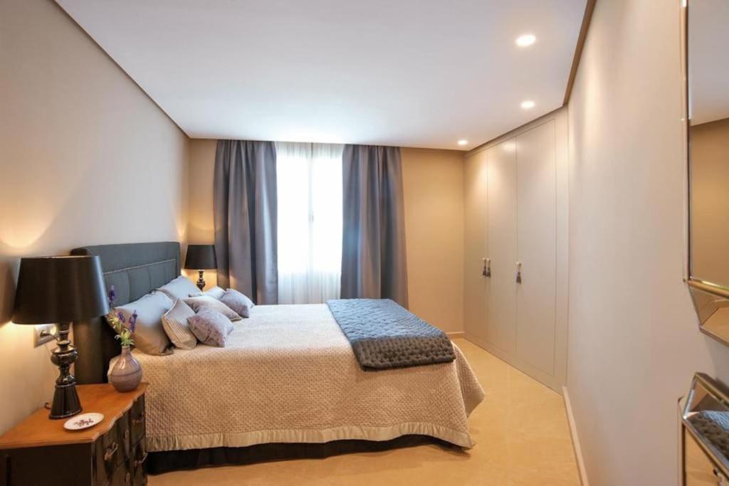 Elegante Apartamento Zona Arenal Platja de Larenal Exterior photo